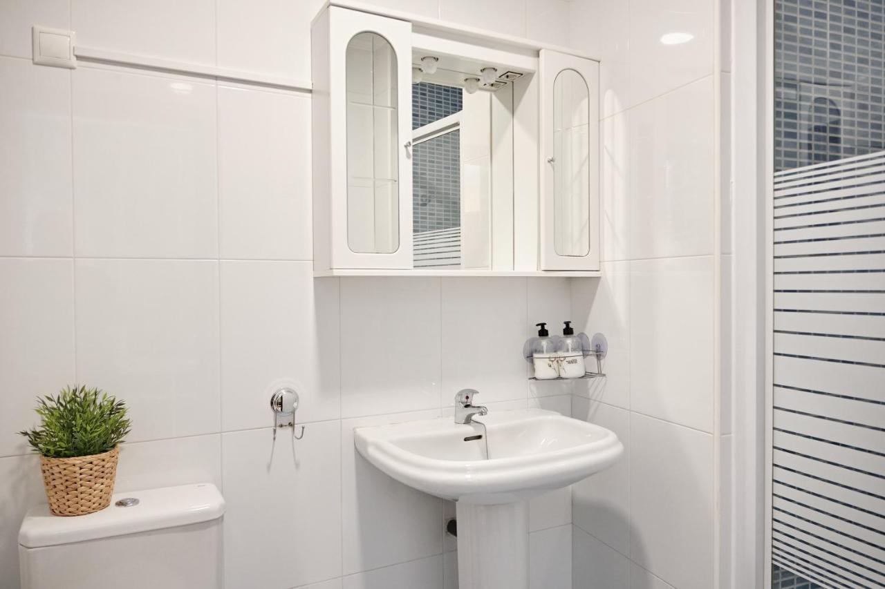 Peregrina Pension 1 Педрусо Экстерьер фото
