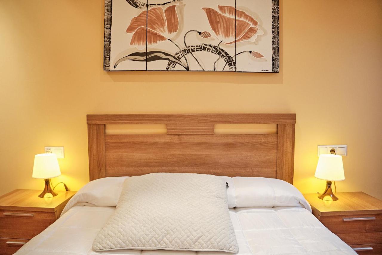 Peregrina Pension 1 Педрусо Экстерьер фото