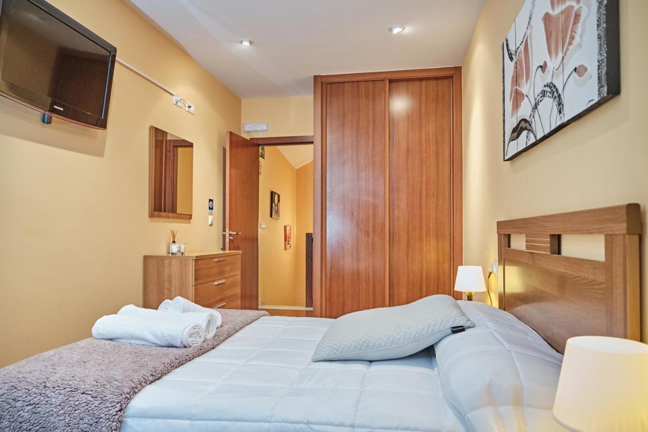 Peregrina Pension 1 Педрусо Экстерьер фото