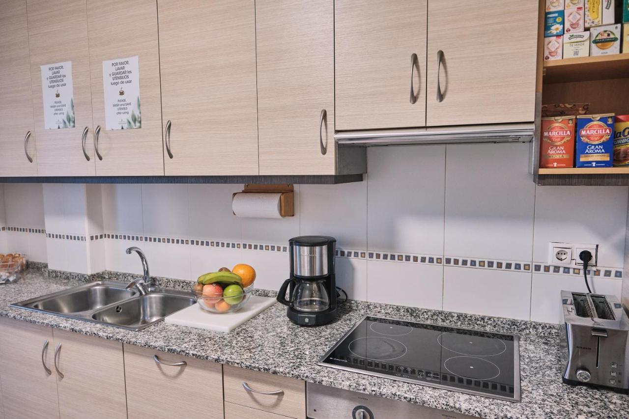 Peregrina Pension 1 Педрусо Экстерьер фото