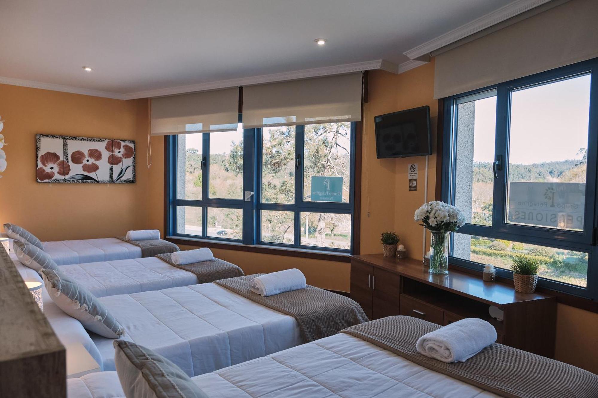 Peregrina Pension 1 Педрусо Номер фото